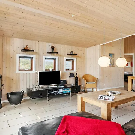 Tatil Evi Front In Henne With Sauna