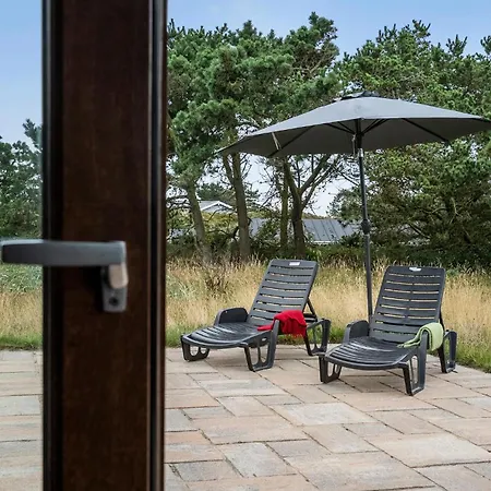 Front In Henne With Sauna Henne Strand